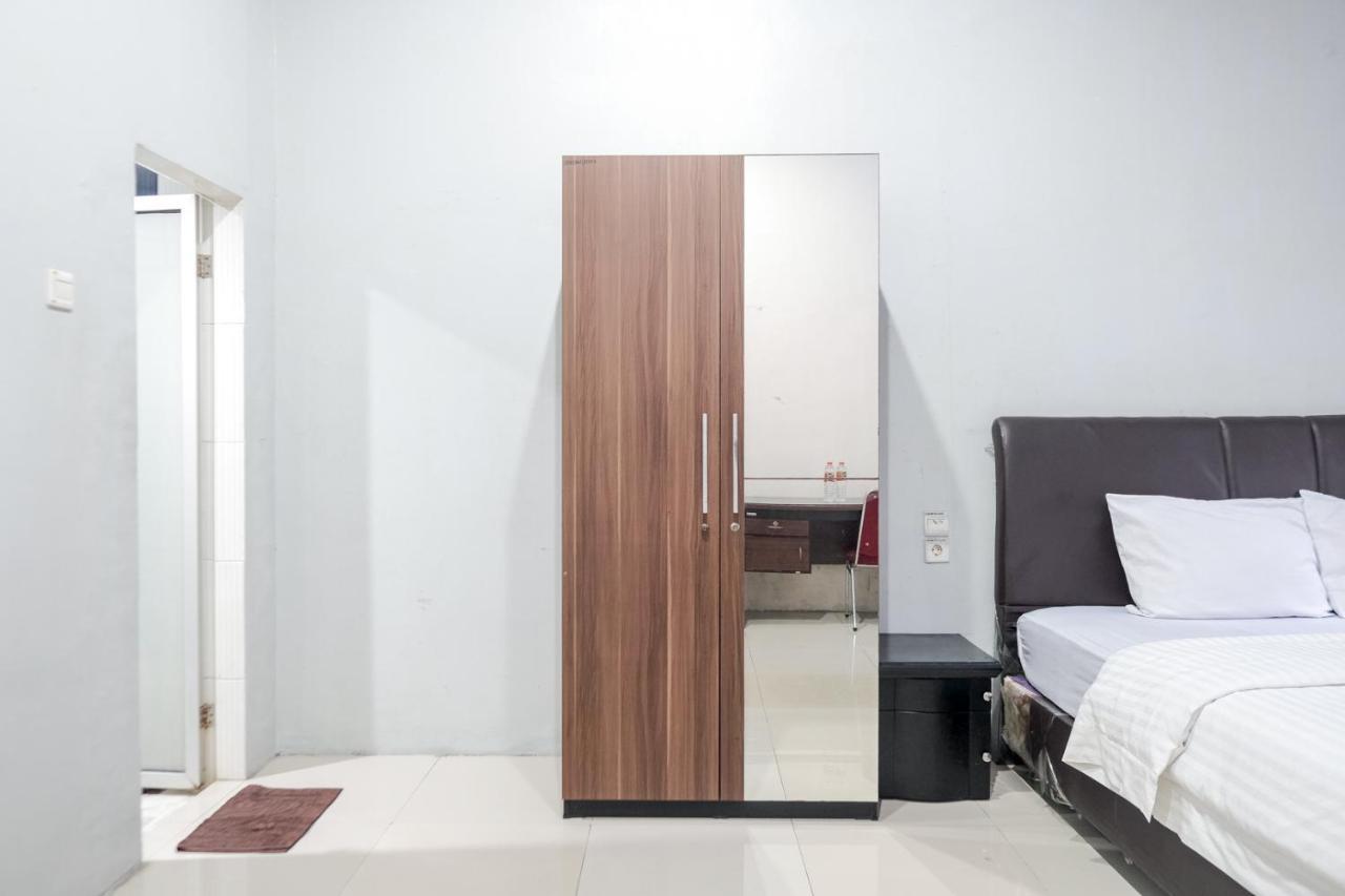 Djaboerigin Mongonsidi Guest House Redpartner Medan Zewnętrze zdjęcie