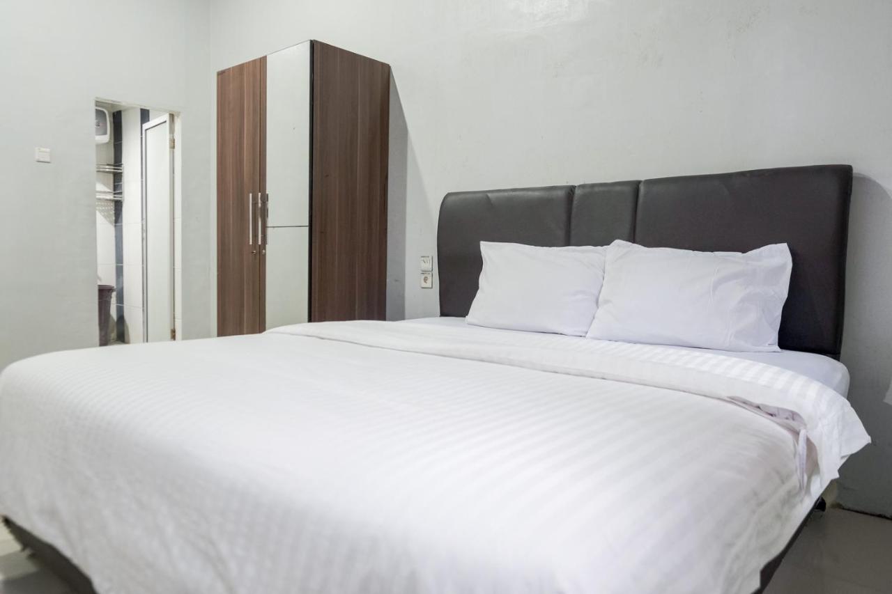 Djaboerigin Mongonsidi Guest House Redpartner Medan Zewnętrze zdjęcie